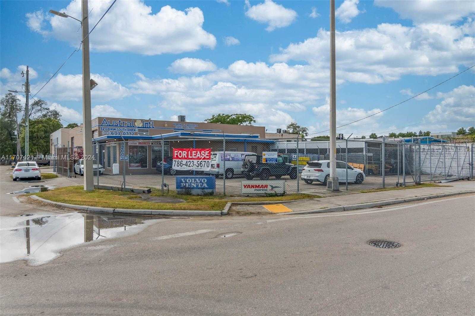 Small Image of 3200 NORTH WEST SOUTH RIVER DR, Miami Number 2