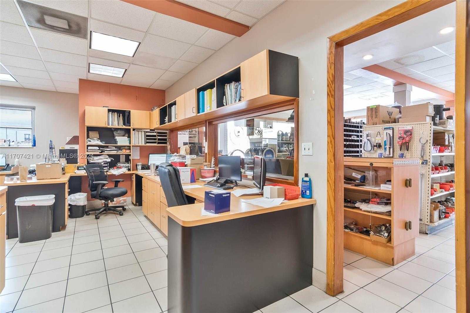 Small Image of 3200 NORTH WEST SOUTH RIVER DR, Miami Number 28