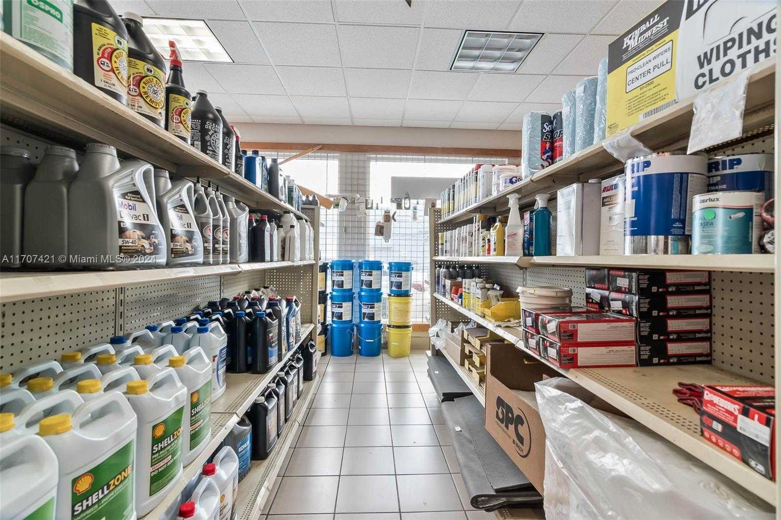 Small Image of 3200 NORTH WEST SOUTH RIVER DR, Miami Number 9
