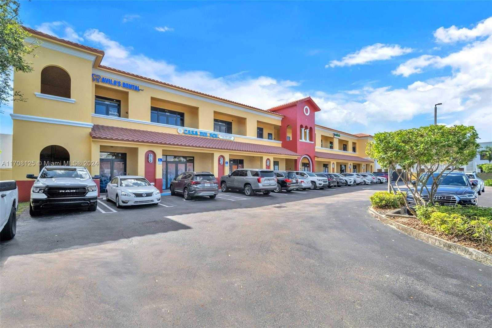 Small Image of 14740 SOUTH WEST 26TH ST, Miami Number 10