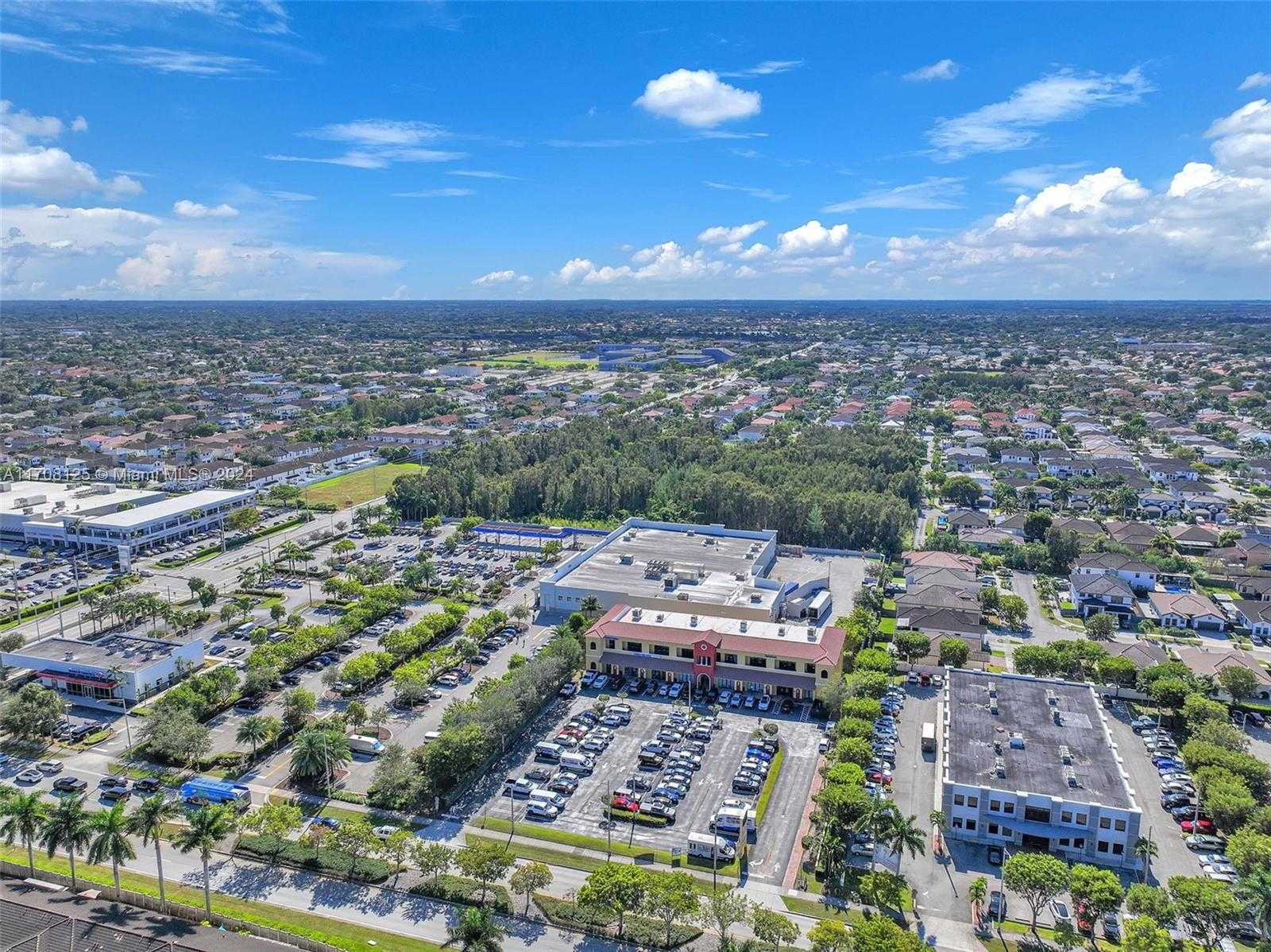 Small Image of 14740 SOUTH WEST 26TH ST, Miami Number 12