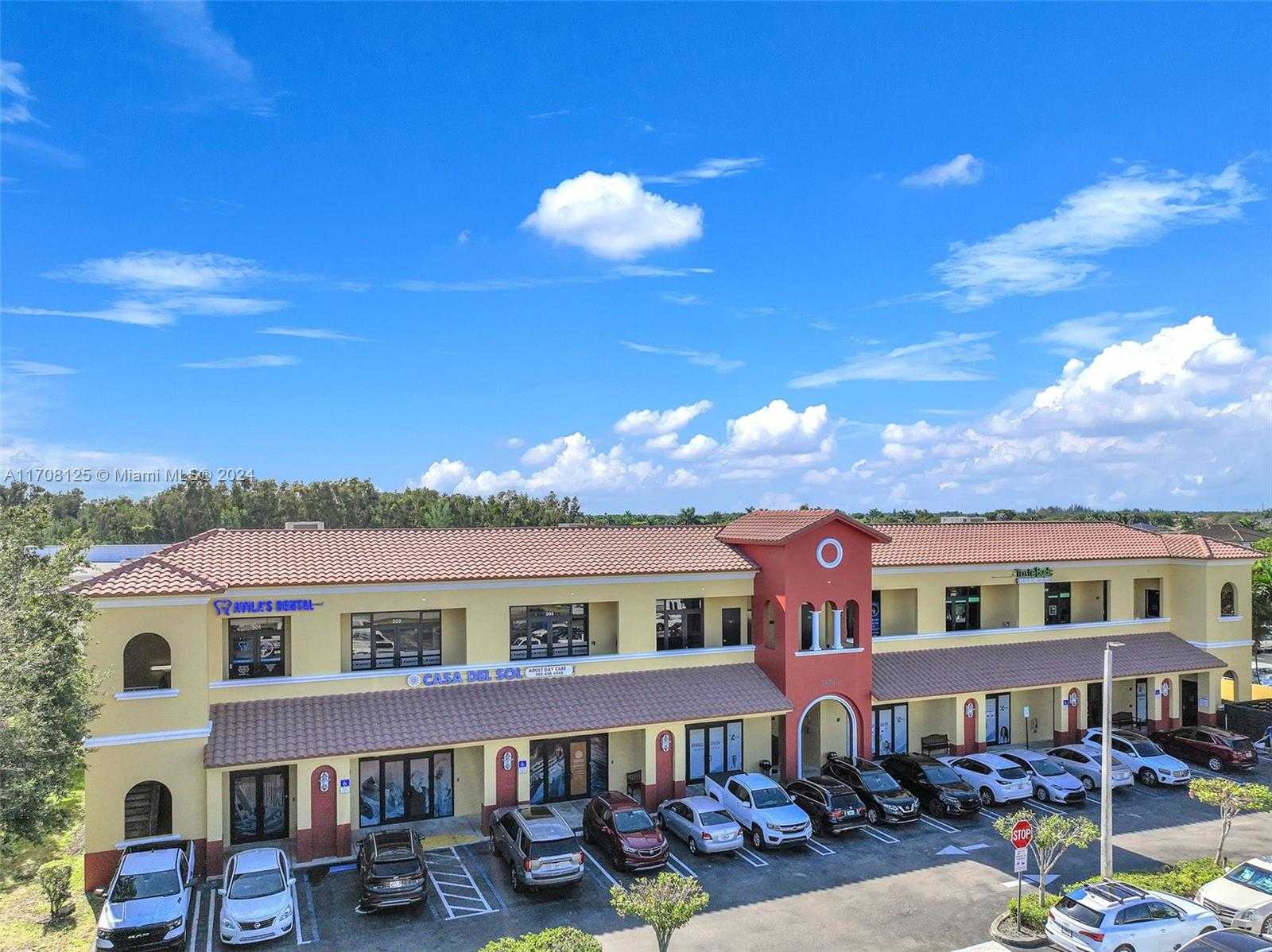 Small Image of 14740 SOUTH WEST 26TH ST, Miami Number 2