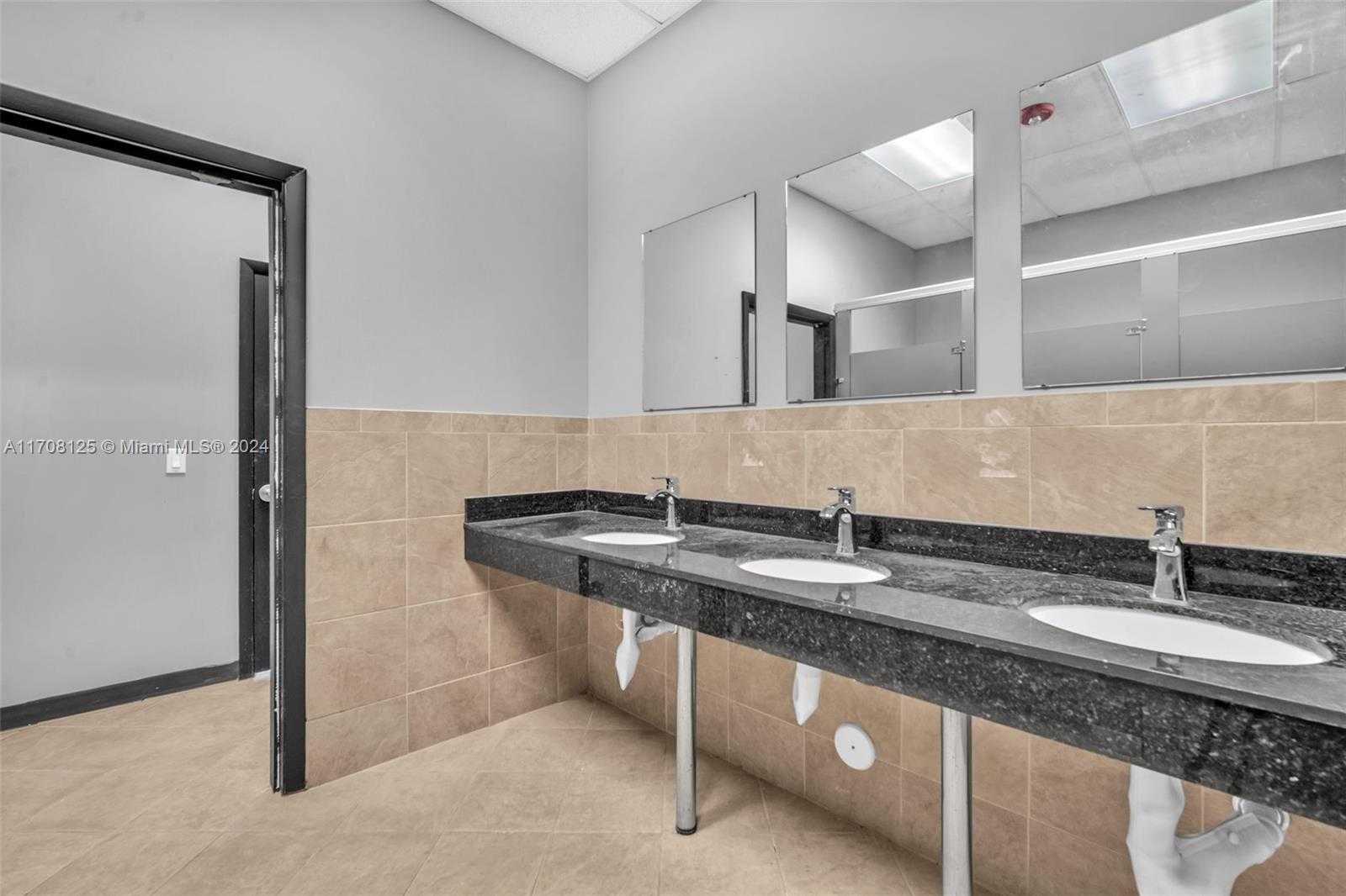 Small Image of 14740 SOUTH WEST 26TH ST, Miami Number 6