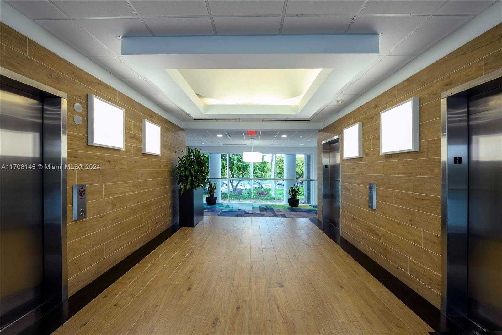 Small Image of 6301, Fort Lauderdale Number 12