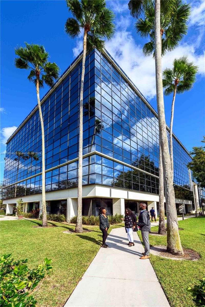 Small Image of 6301, Fort Lauderdale Number 22