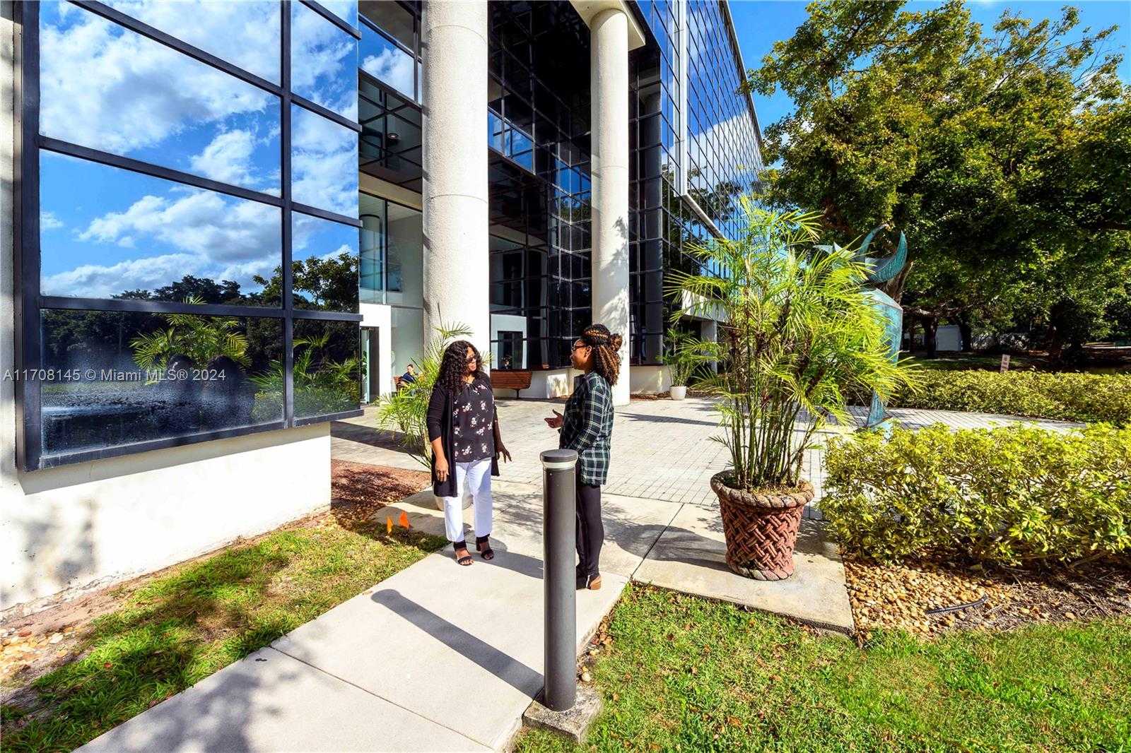 Small Image of 6301, Fort Lauderdale Number 24