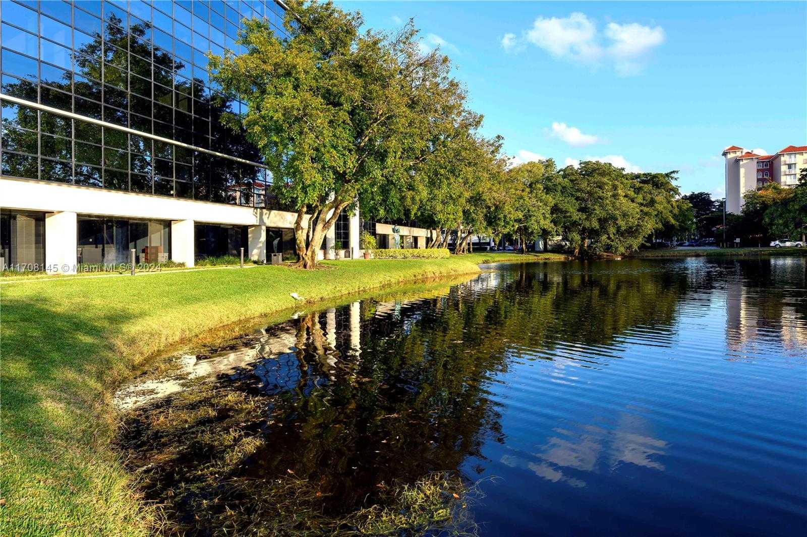 Small Image of 6301, Fort Lauderdale Number 28