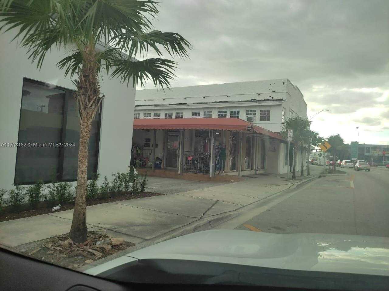 Small Image of 1626 WEST FLAGLER ST, Miami Number 5
