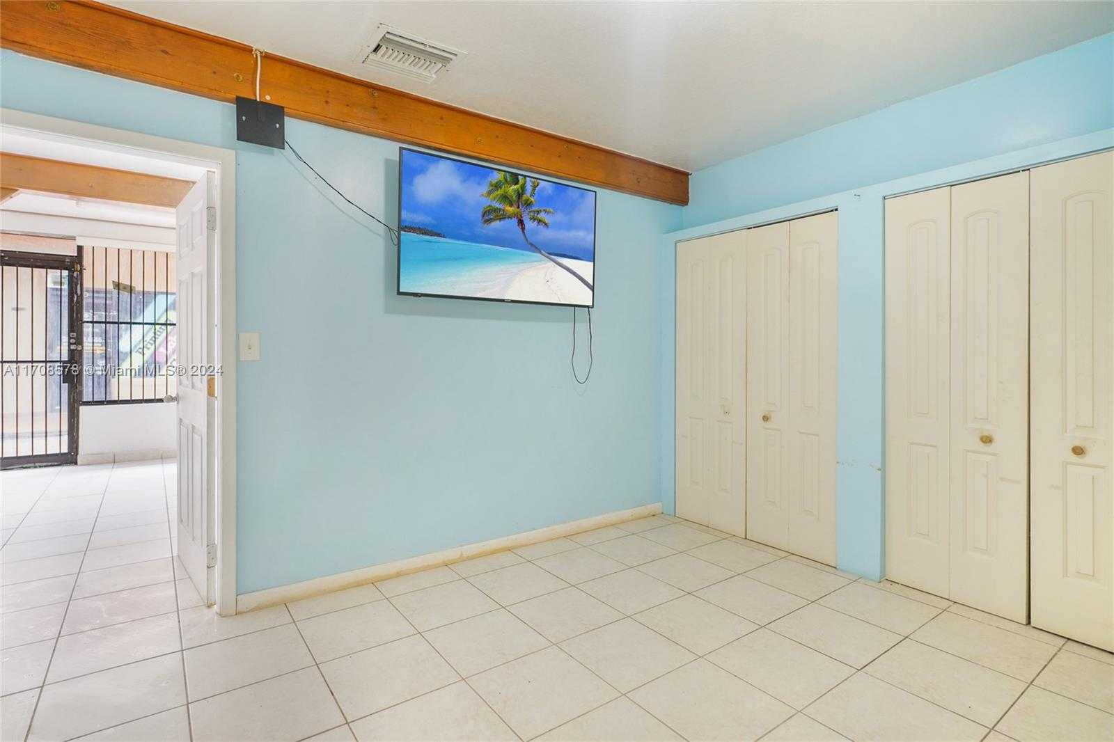 Small Image of 1651 WEST 37TH ST #410, Hialeah Number 10