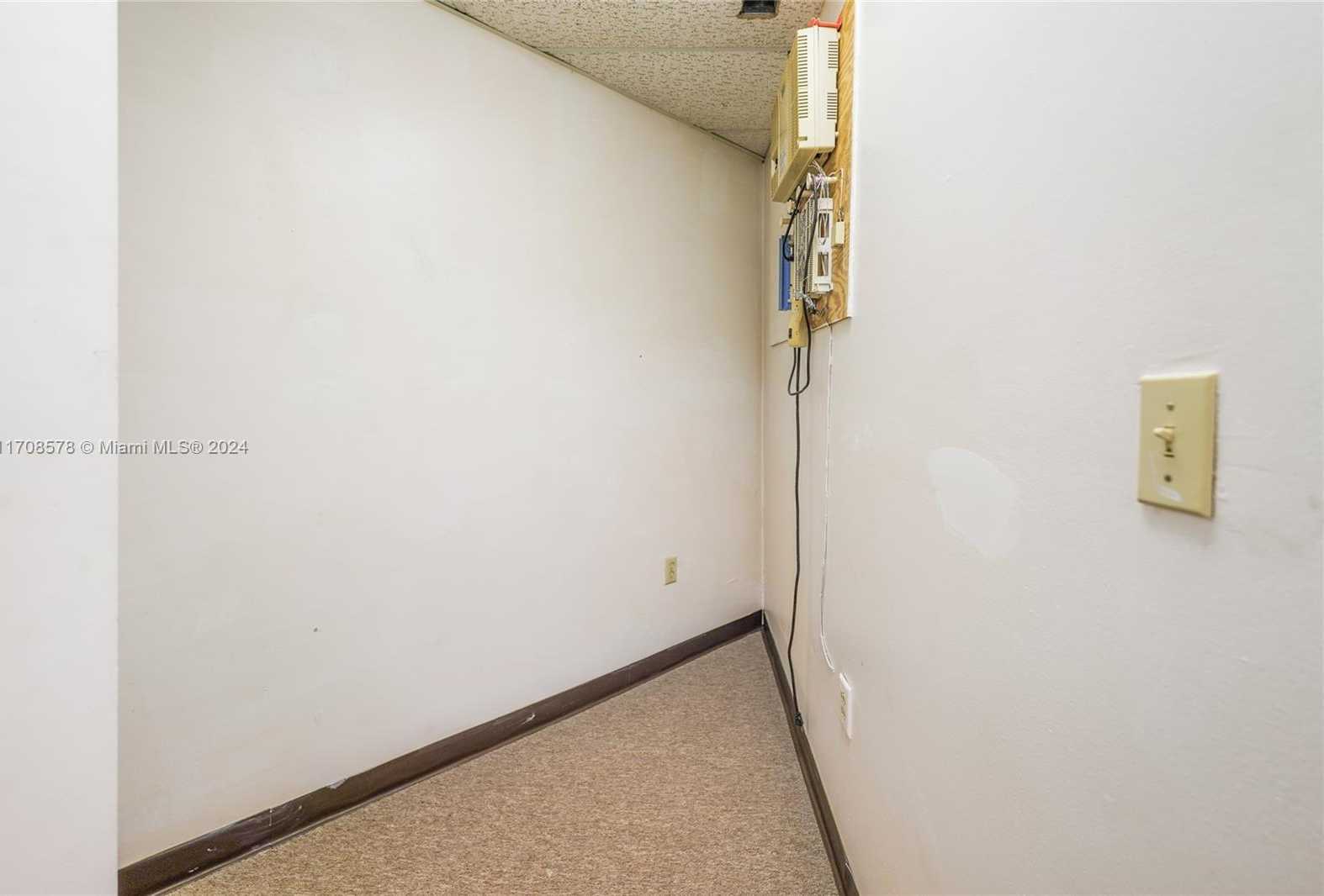 Small Image of 1651 WEST 37TH ST #410, Hialeah Number 20