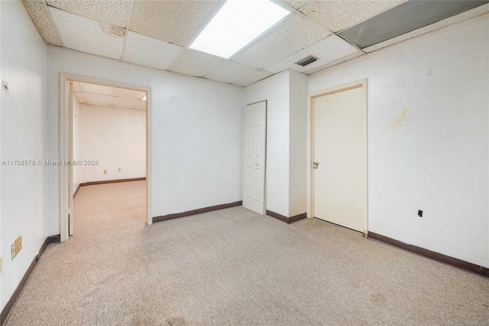 Small Image of 1651 WEST 37TH ST #410, Hialeah Number 24