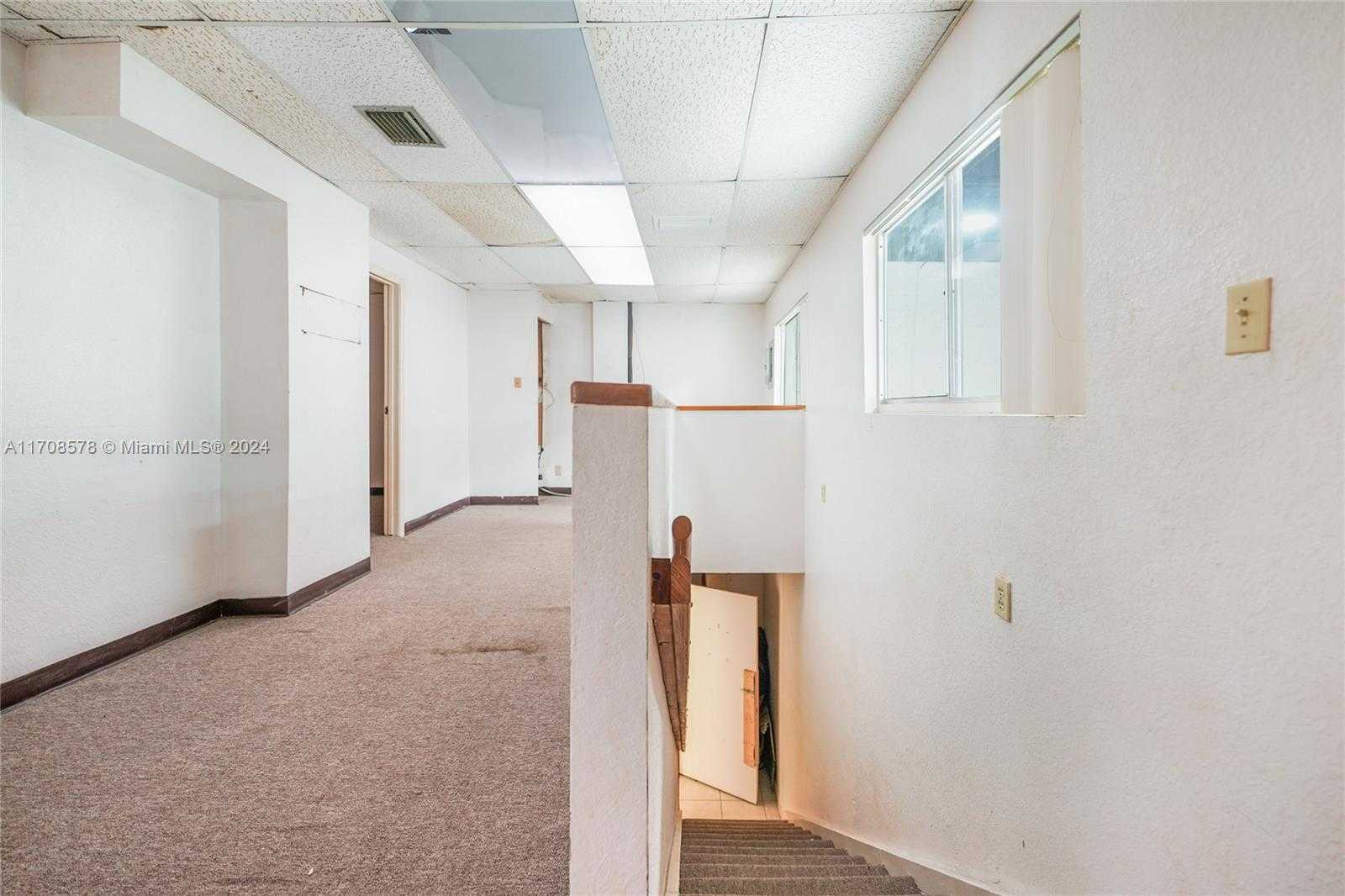 Small Image of 1651 WEST 37TH ST #410, Hialeah Number 8