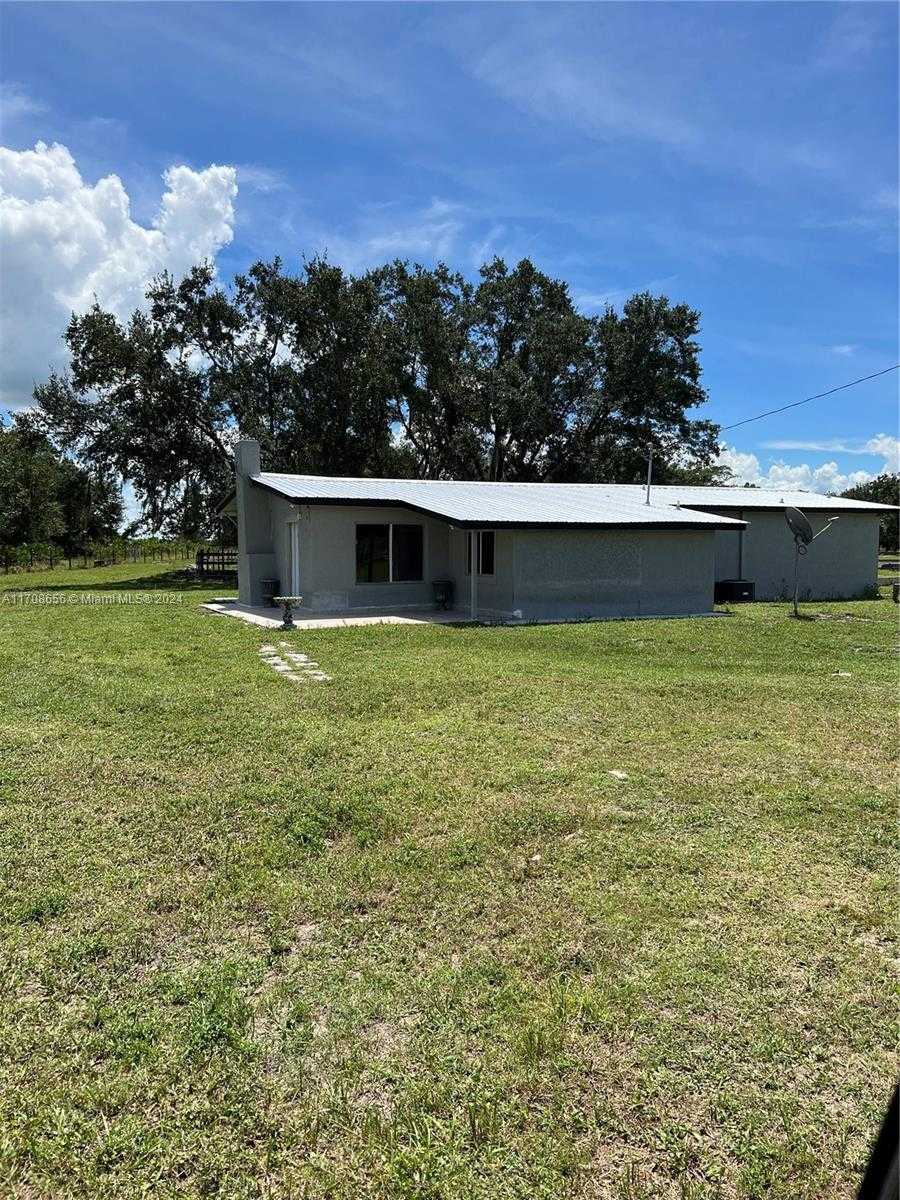 Small Image of 14721 ARBUCKLE CREEK RD, Sebring Number 15