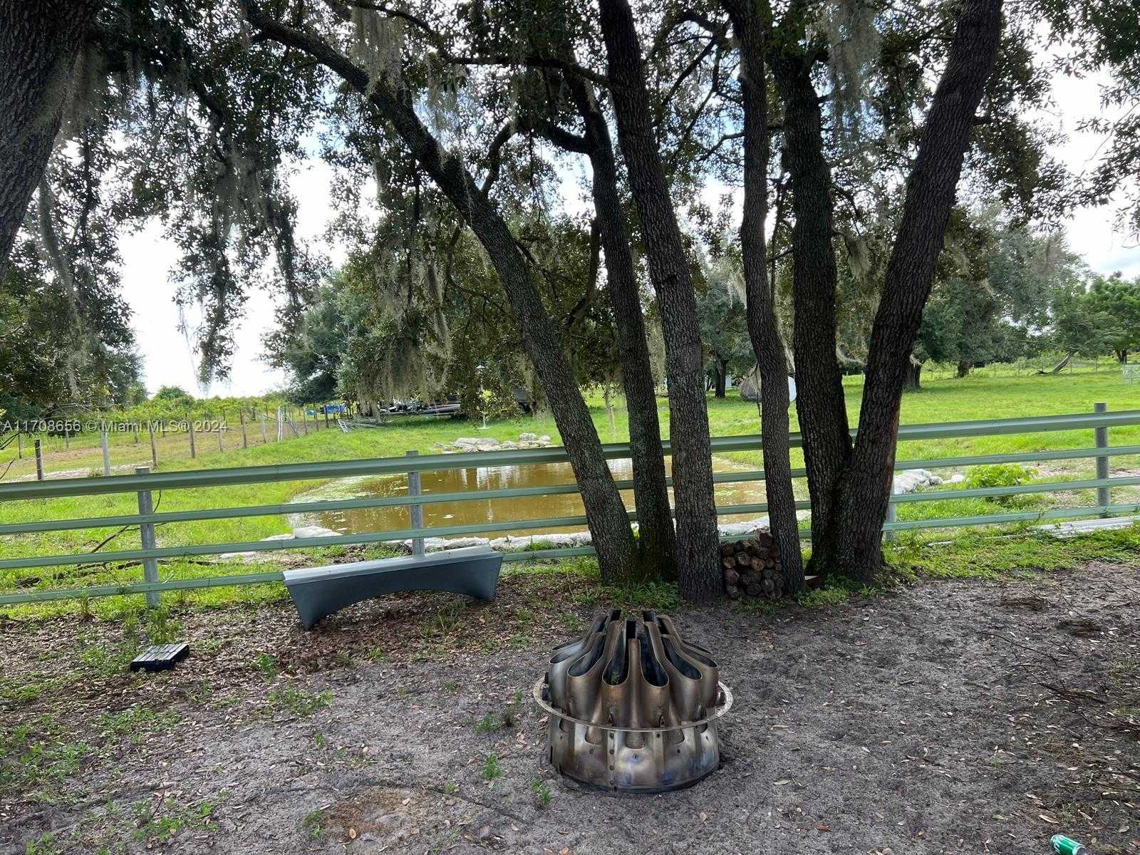 Small Image of 14721 ARBUCKLE CREEK RD, Sebring Number 16