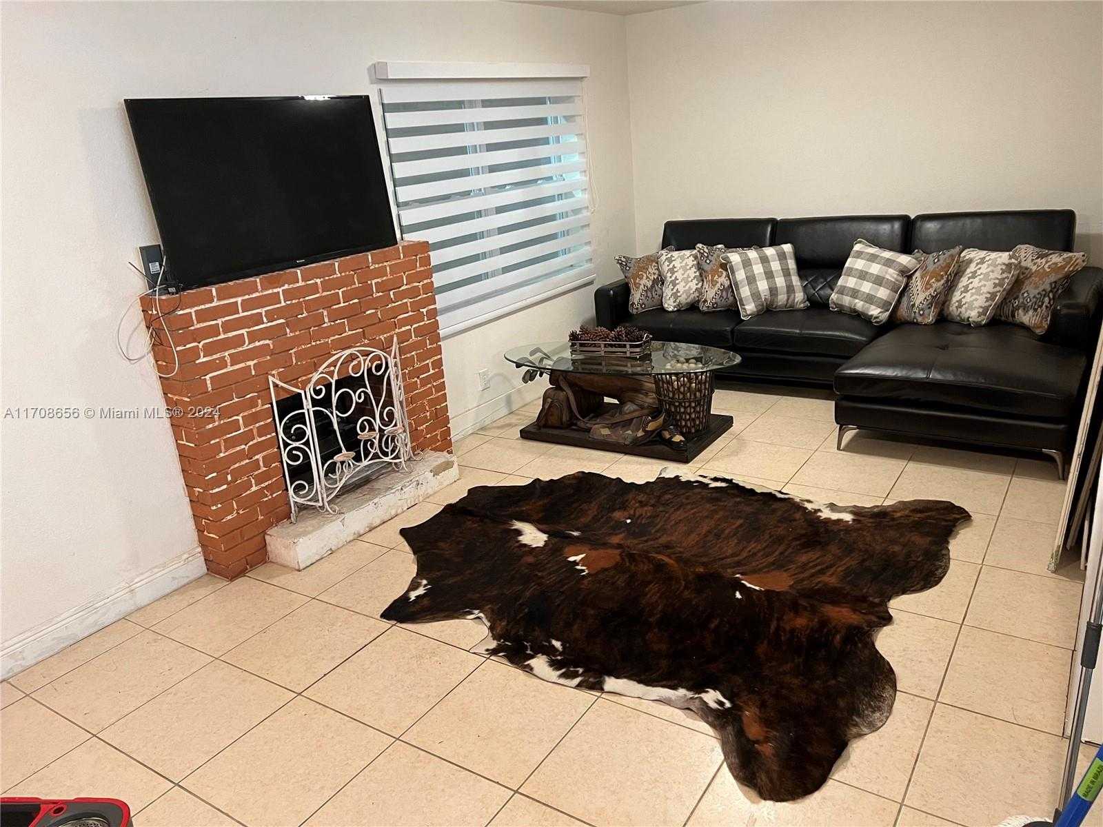 Small Image of 14721 ARBUCKLE CREEK RD, Sebring Number 2