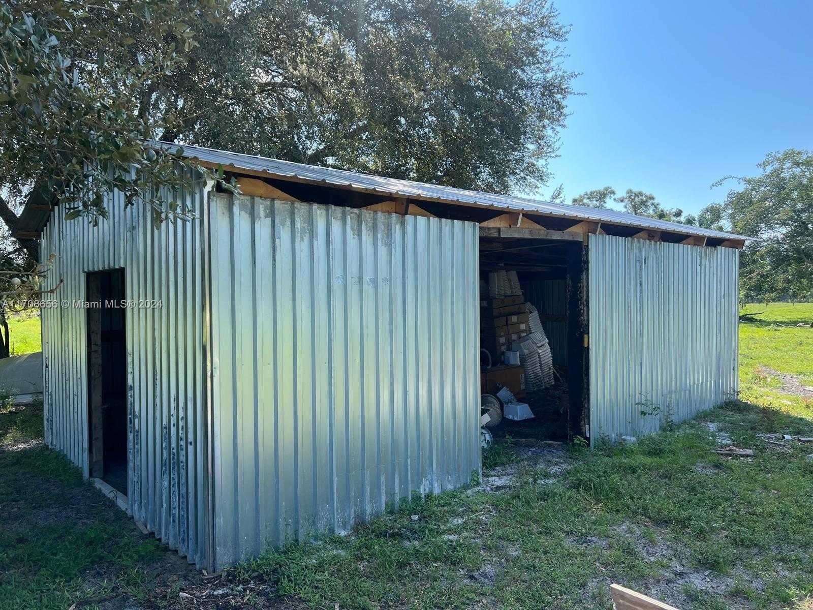 Small Image of 14721 ARBUCKLE CREEK RD, Sebring Number 20