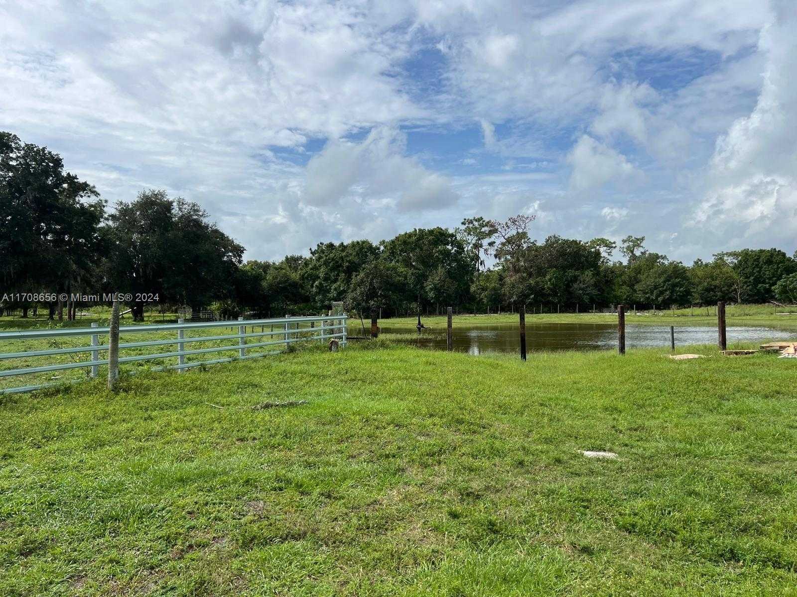 Small Image of 14721 ARBUCKLE CREEK RD, Sebring Number 22