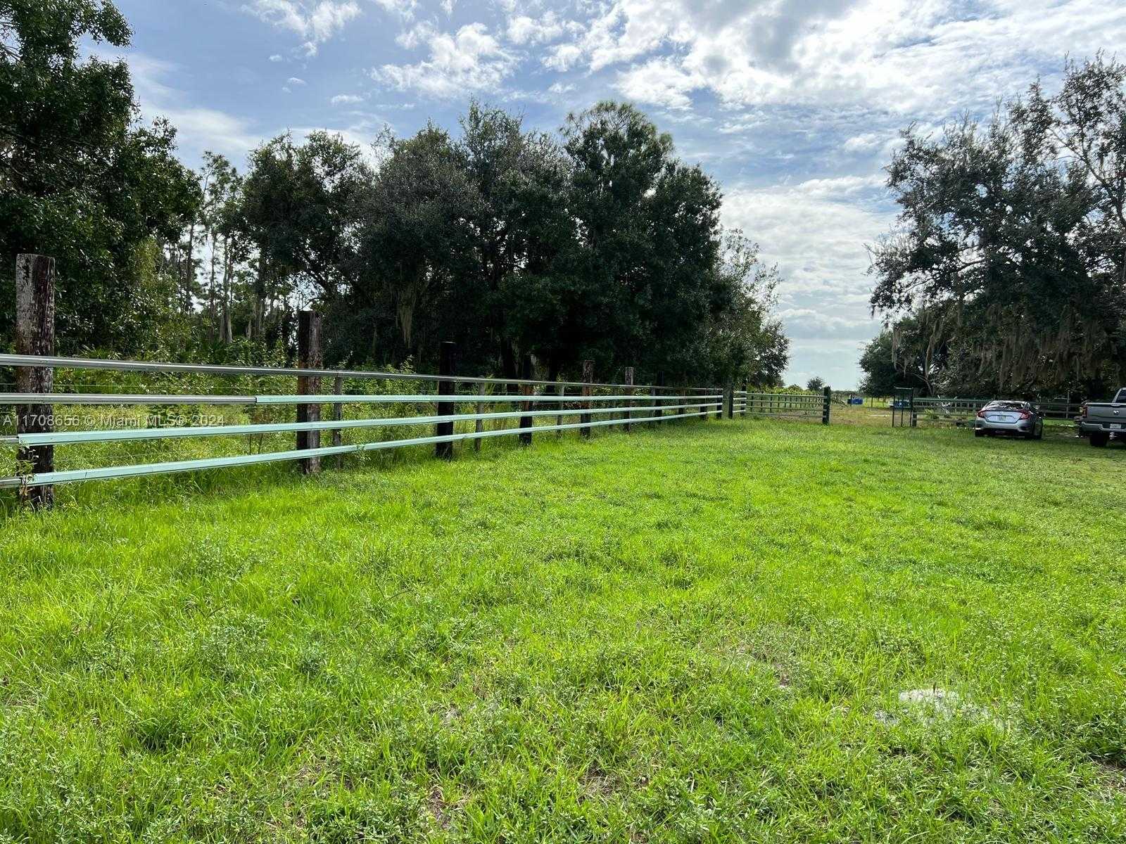 Small Image of 14721 ARBUCKLE CREEK RD, Sebring Number 26