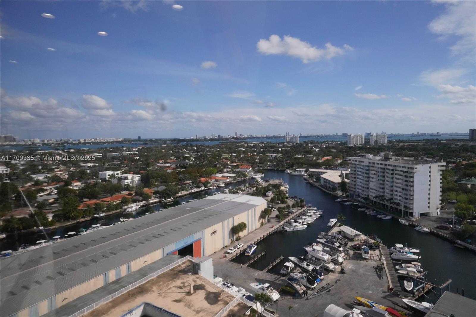 Small Image of 13499 BISCAYNE BLVD #CUT3 #5, North Miami Number 14