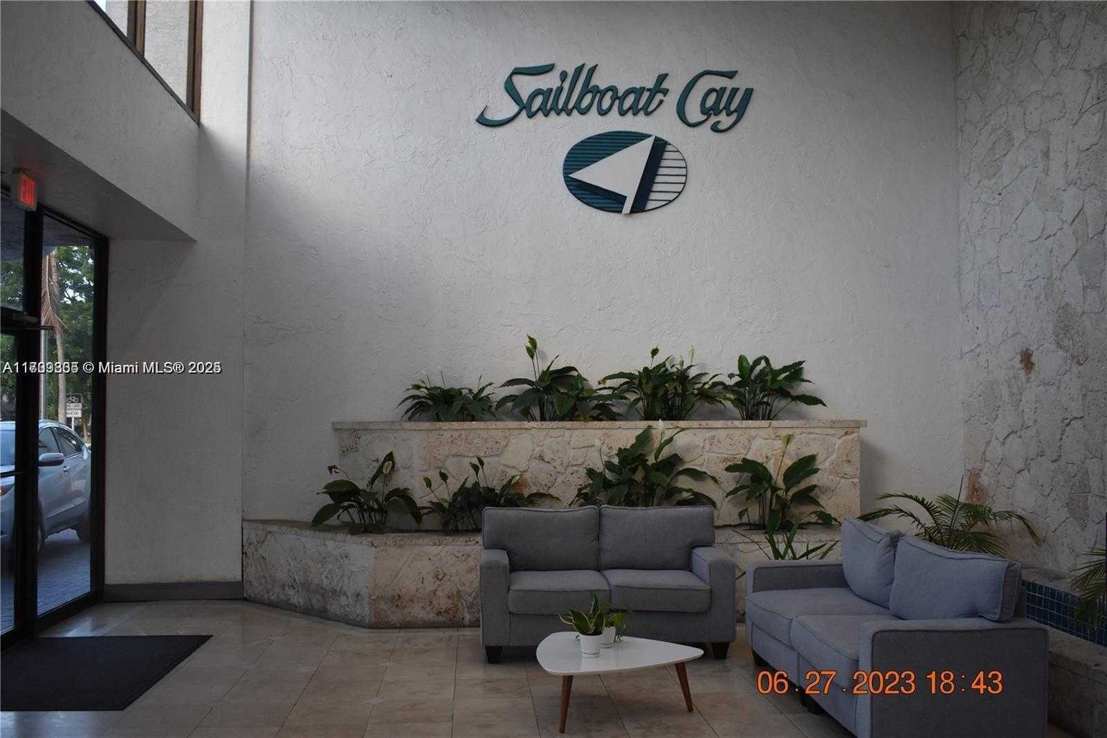 Small Image of 13499 BISCAYNE BLVD #CUT3 #5, North Miami Number 20