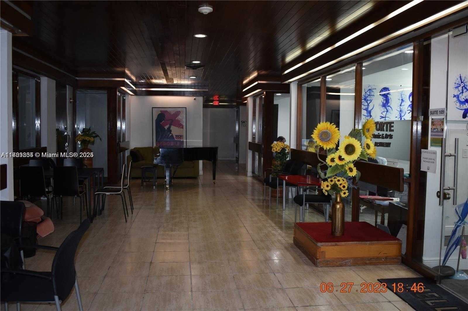 Small Image of 13499 BISCAYNE BLVD #CUT3 #5, North Miami Number 31