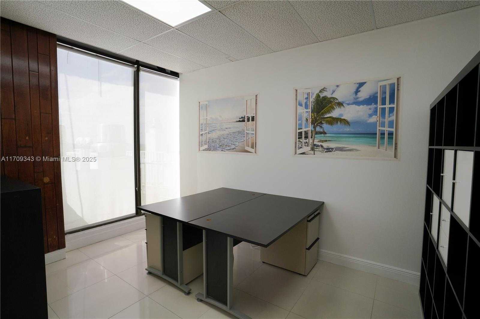 Small Image of 13499 BISCAYNE BLVD #CUT3 #6, North Miami Number 9