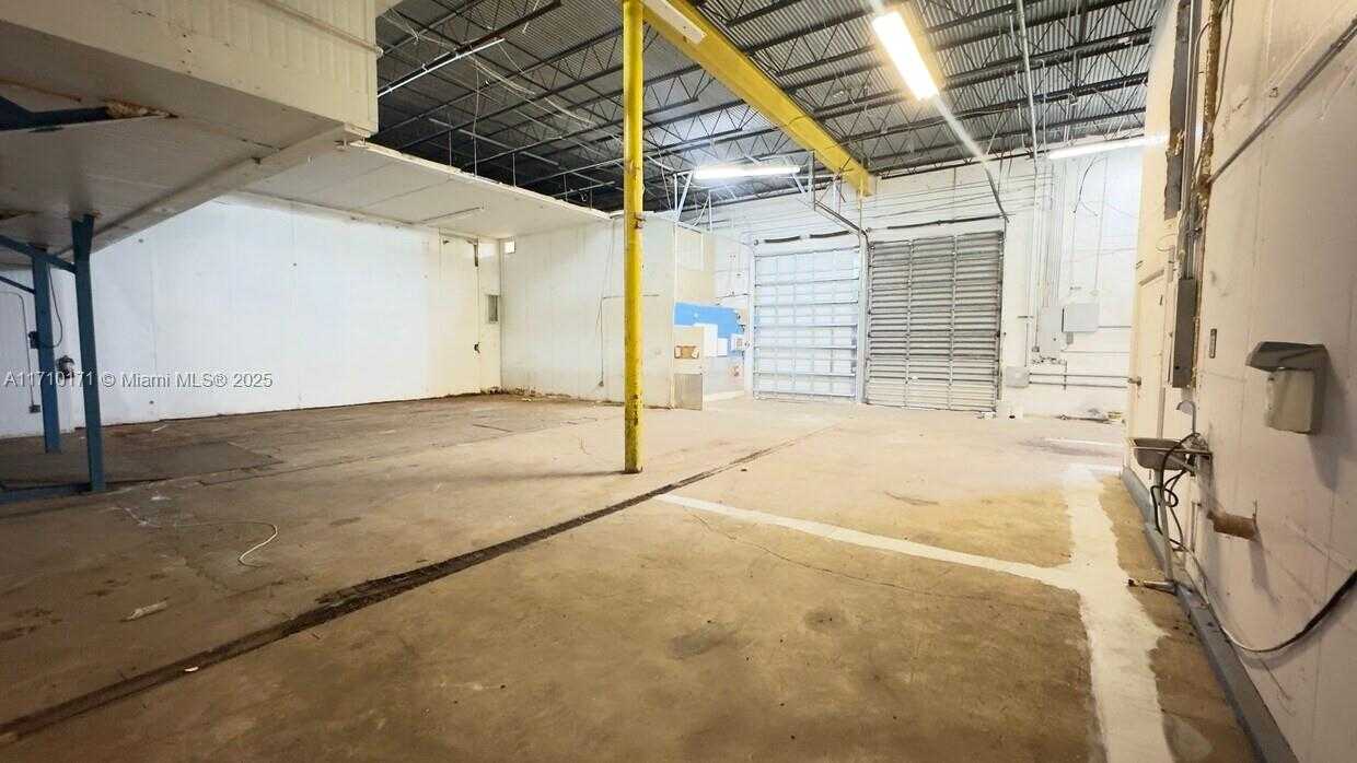 Small Image of 4201 NORTH WEST 37TH CT #3728, Hialeah Number 7