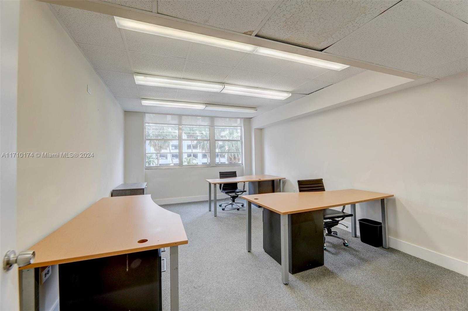 Small Image of 825 BRICKELL BAY DR #246- 7, Miami Number 2