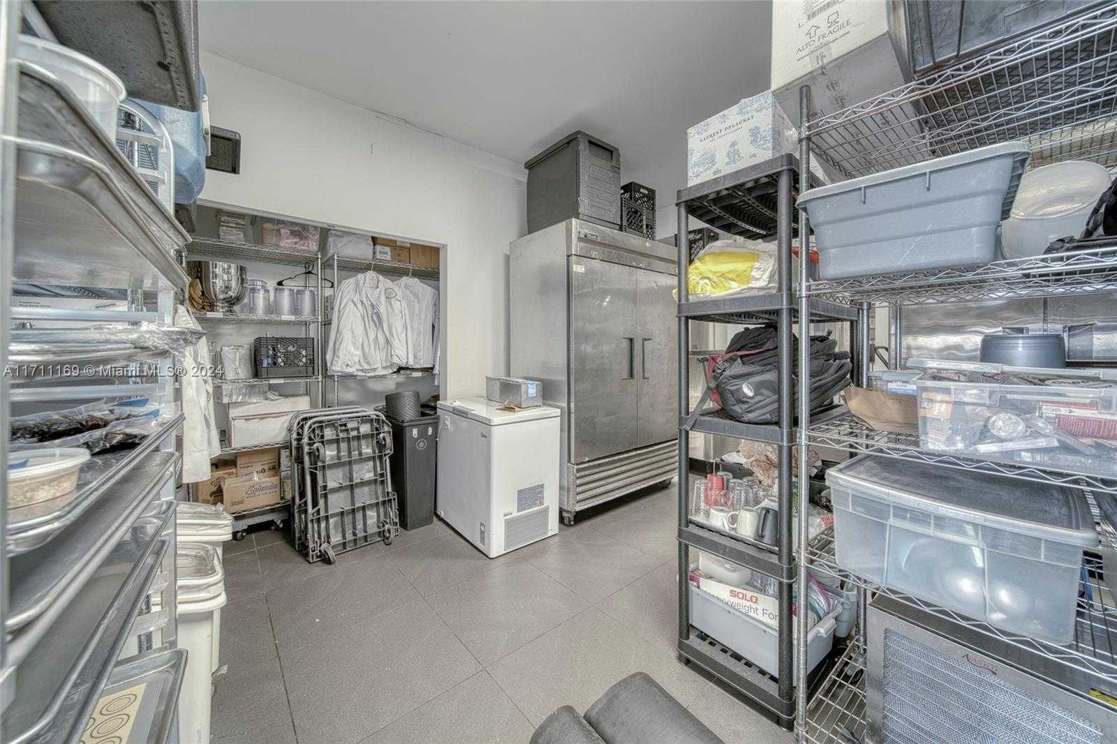Small Image of FOR SALE IN NORTH MIAMI, North Miami Number 15