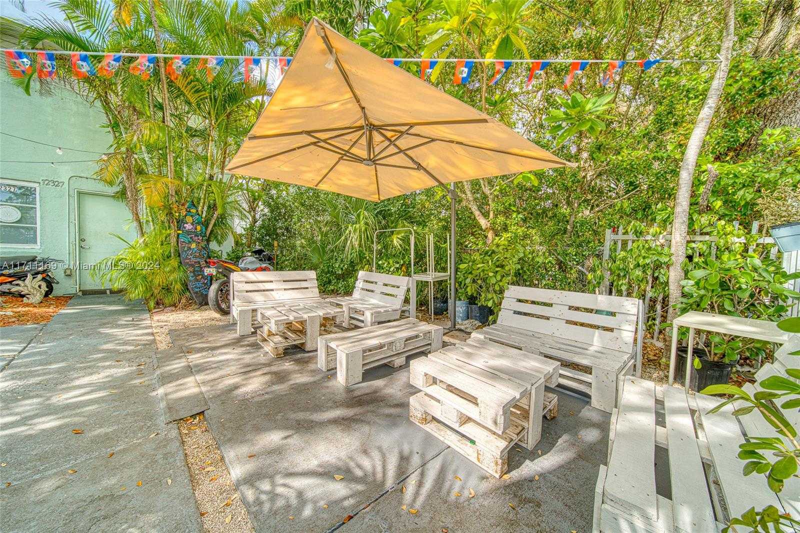 Small Image of FOR SALE IN NORTH MIAMI, North Miami Number 42