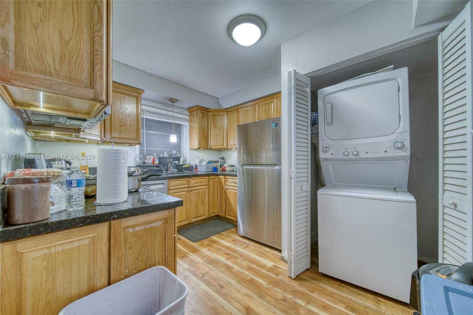 Small Image of FOR SALE IN NORTH MIAMI, North Miami Number 6