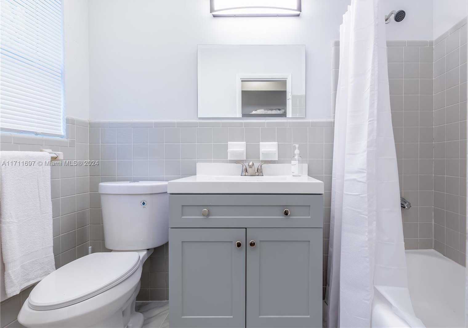 Small Image of 2748 NORTH EAST 32ND ST #1-7, Fort Lauderdale Number 11