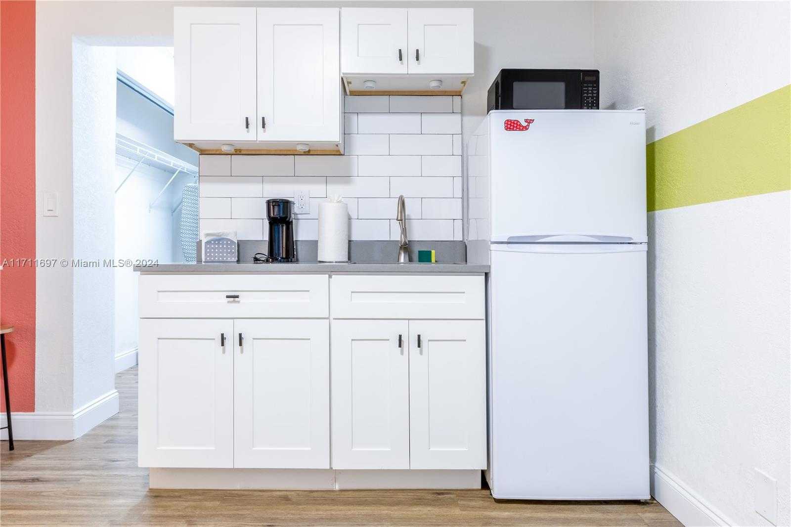 Small Image of 2748 NORTH EAST 32ND ST #1-7, Fort Lauderdale Number 25