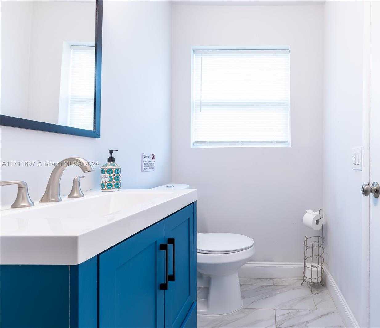 Small Image of 2748 NORTH EAST 32ND ST #1-7, Fort Lauderdale Number 31