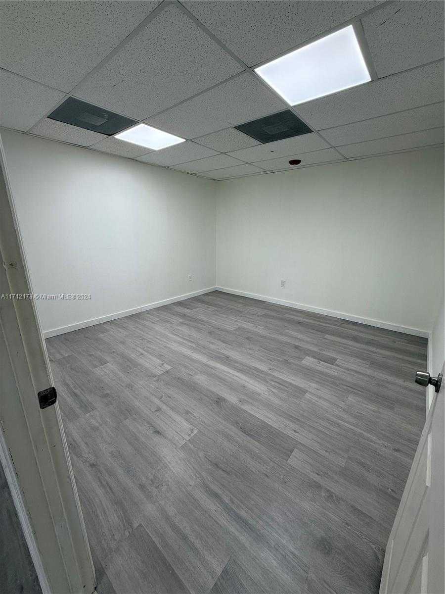Small Image of 10460 SOUTH WEST 186TH ST #10460, Cutler Bay Number 12