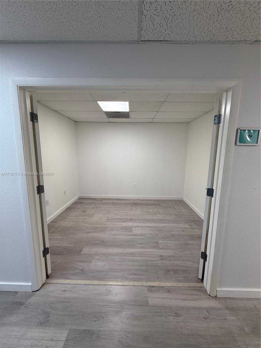 Small Image of 10460 SOUTH WEST 186TH ST #10460, Cutler Bay Number 17