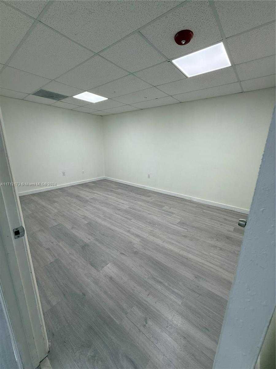 Small Image of 10460 SOUTH WEST 186TH ST #10460, Cutler Bay Number 21