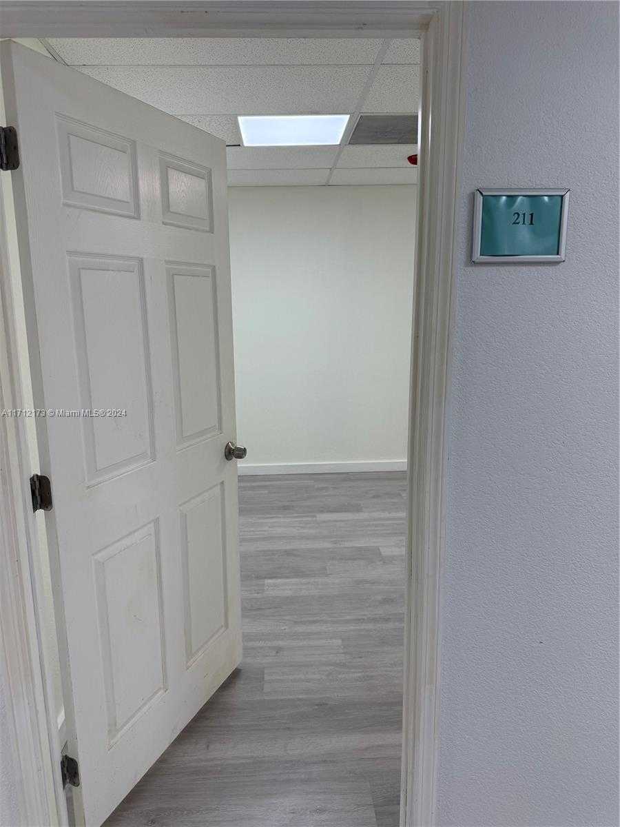 Small Image of 10460 SOUTH WEST 186TH ST #10460, Cutler Bay Number 22