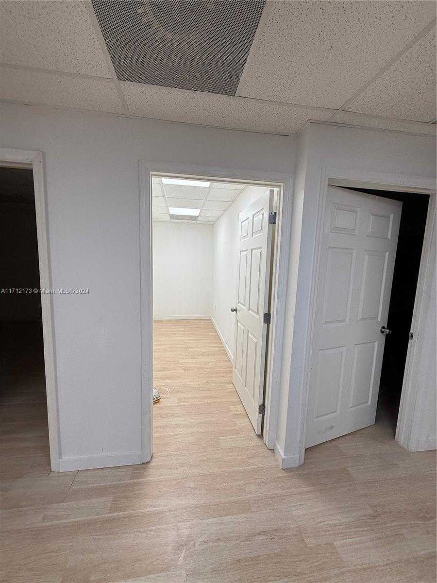 Small Image of 10460 SOUTH WEST 186TH ST #10460, Cutler Bay Number 24