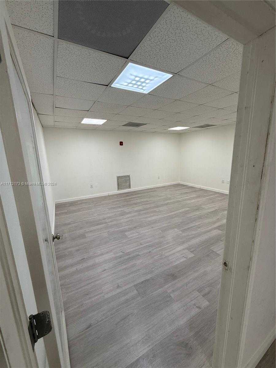 Small Image of 10460 SOUTH WEST 186TH ST #10460, Cutler Bay Number 4