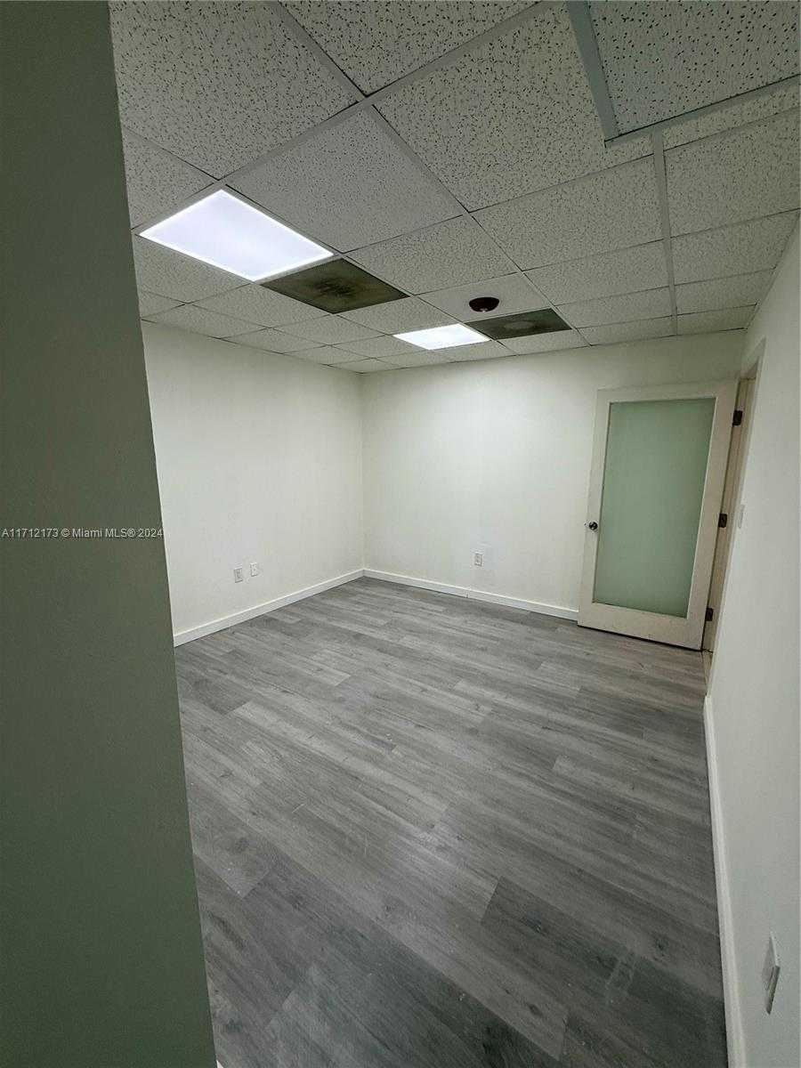 Small Image of 10460 SOUTH WEST 186TH ST #10460, Cutler Bay Number 8