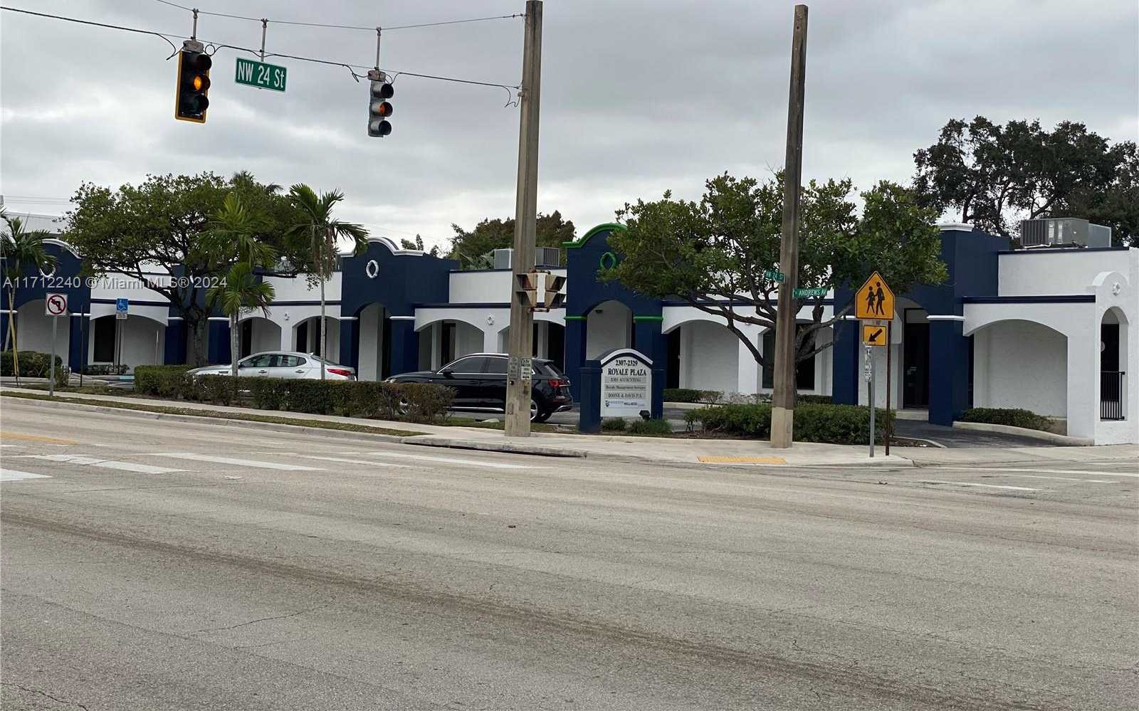 Small Image of 2315 N Andrews Ave, Fort Lauderdale, FL 33311, USA Number 5