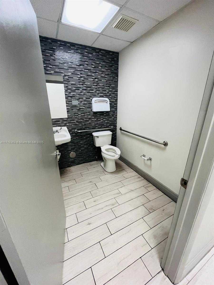 Small Image of 6101 WEST ATLANTIC BLVD #101-104, Margate Number 19