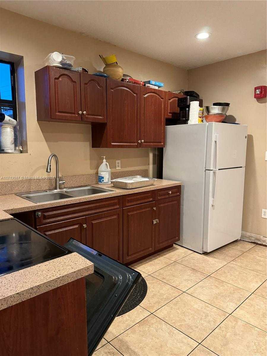 Small Image of 15343 NORTH WEST 2ND AVE, Miami Number 6
