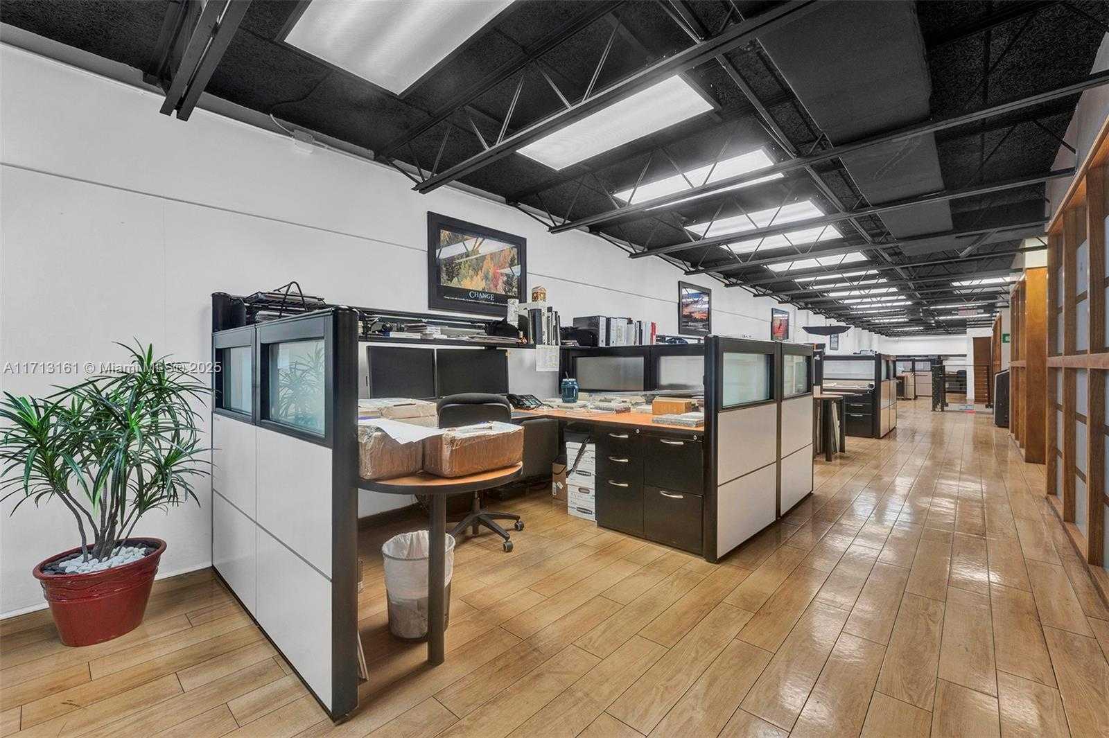 Small Image of 821 NORTH 21ST AVE, Hollywood Number 19