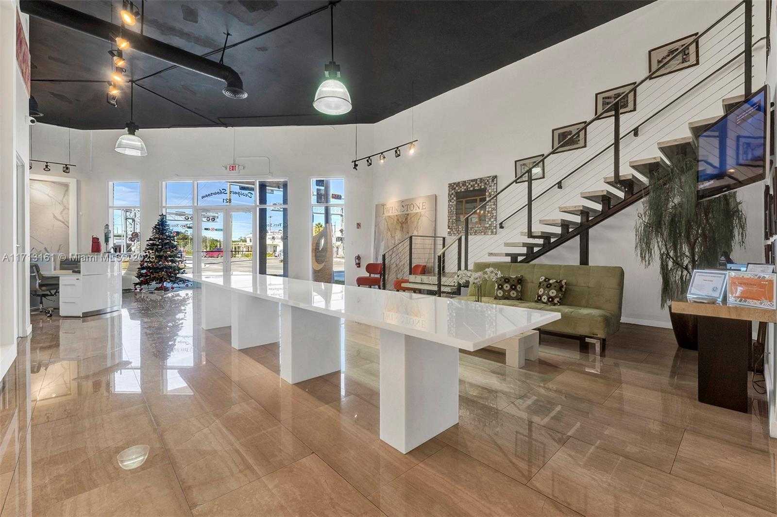 Small Image of 821 NORTH 21ST AVE, Hollywood Number 5