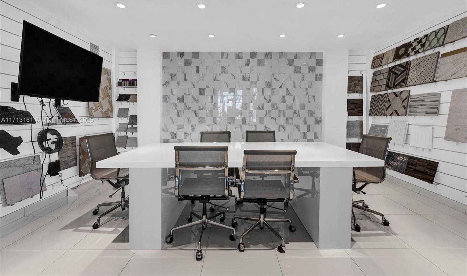 Small Image of 821 NORTH 21ST AVE, Hollywood Number 7