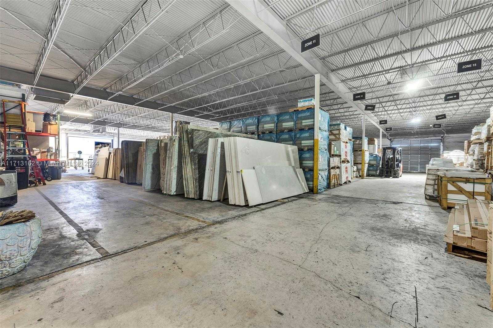 Small Image of 801 NORTH 21ST AVE, Hollywood Number 6