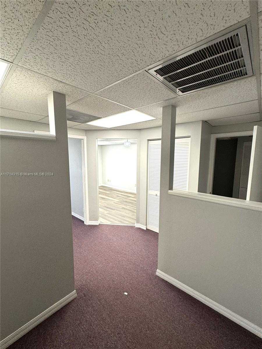 Small Image of 2502 ACORN ST, Fort Pierce Number 2