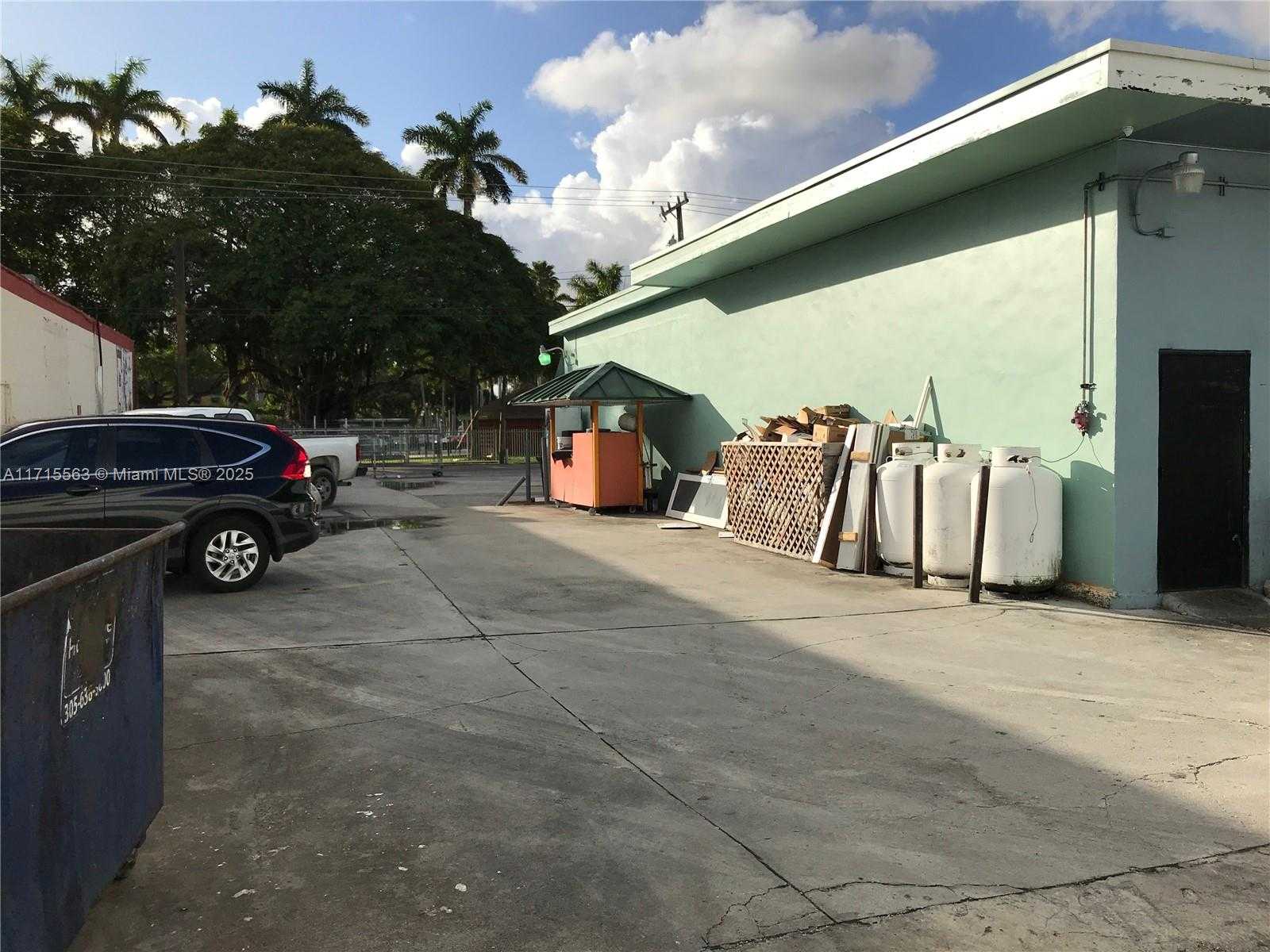 Small Image of 1628 NORTH WEST 28TH ST, Miami Number 22